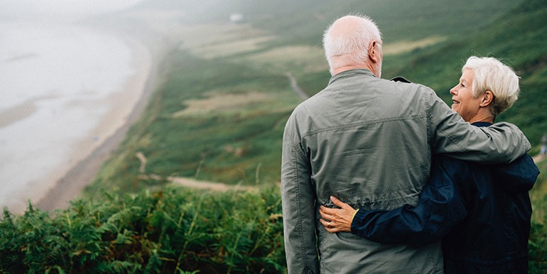 Postmenopausal breast cancer risk decreases rapidly after starting regular physical activity