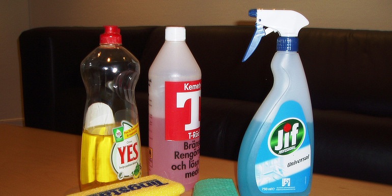 Study does not prove link between household cleaning products and breast cancer