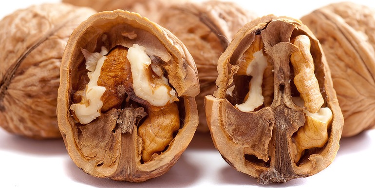 Vlašské ořechy možná snižují riziko vzniku rakoviny prsu