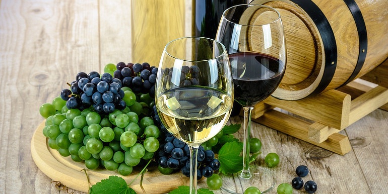 Červené ani bílé víno nijak nesnižují riziko vzniku rakoviny prsu
