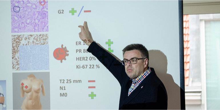 Genomické testování pomůže lékařům při stanovení správného postupu léčby u pacientek s rakovinou prsu